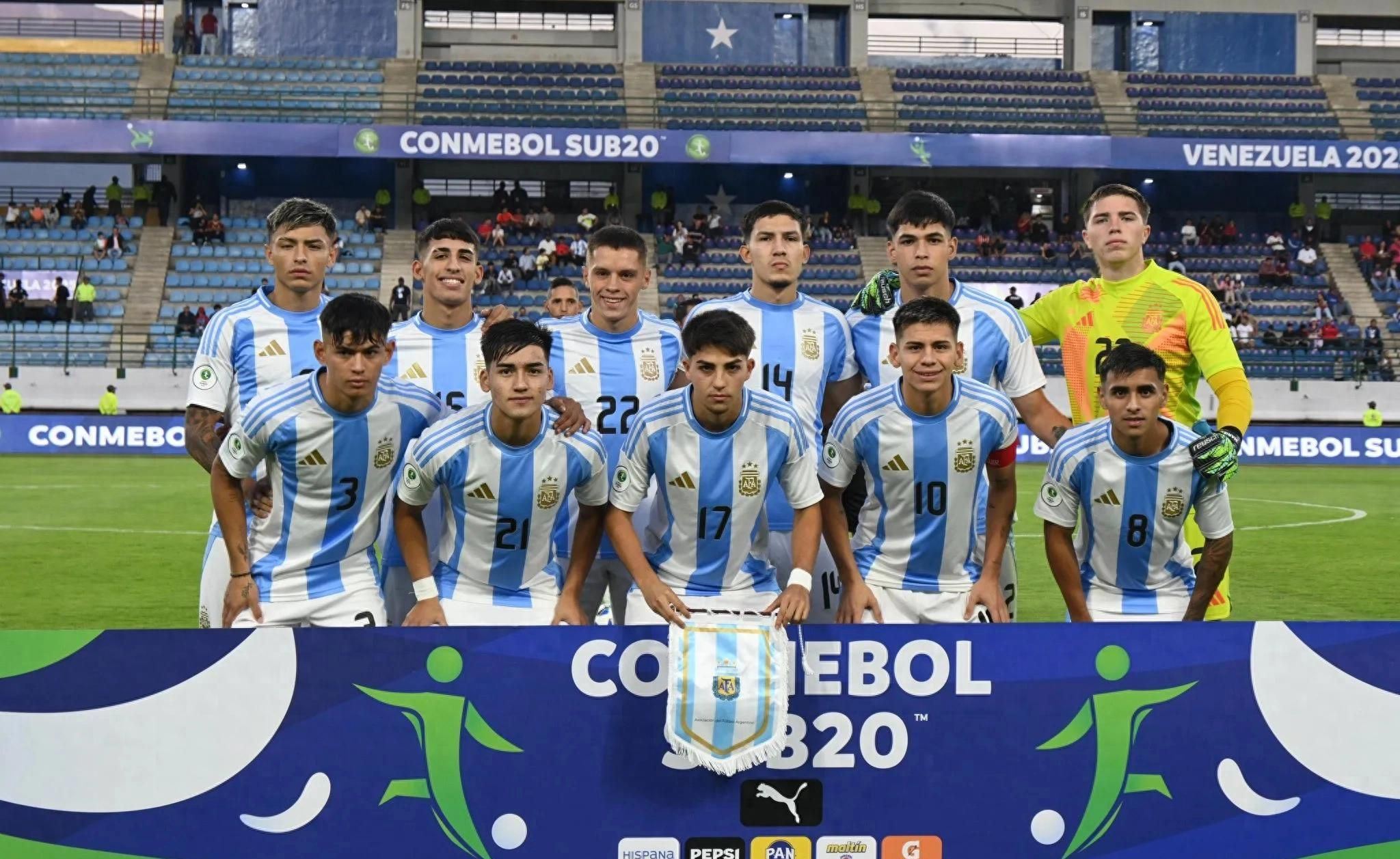 英雄对决:南美足球联赛强队大战 英雄对决:南美足球联赛强队大战