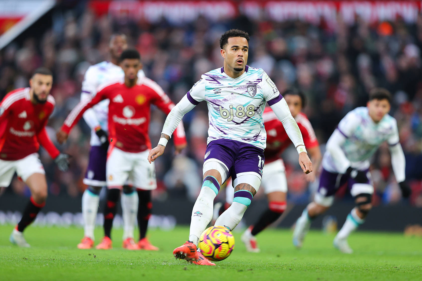 九游体育官方入口-伯恩茅斯逆袭曼联，保级不再遥远的简单介绍