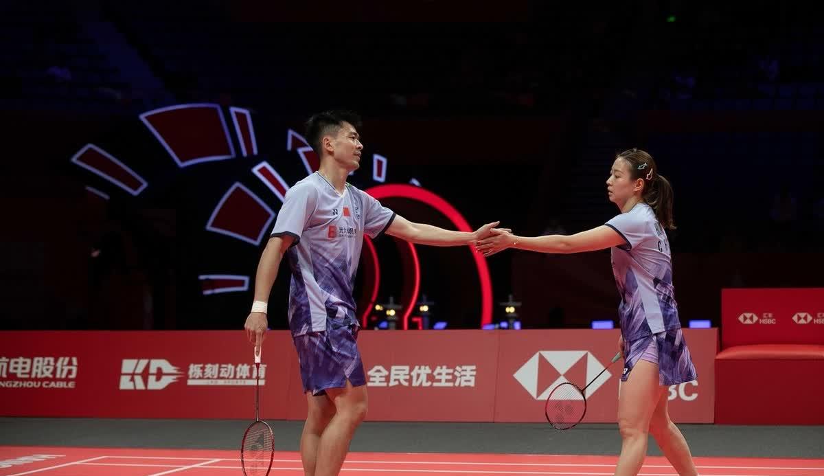 羽毛球混合双打决赛选手实力激烈 羽毛球混合双打决赛选手实力激烈