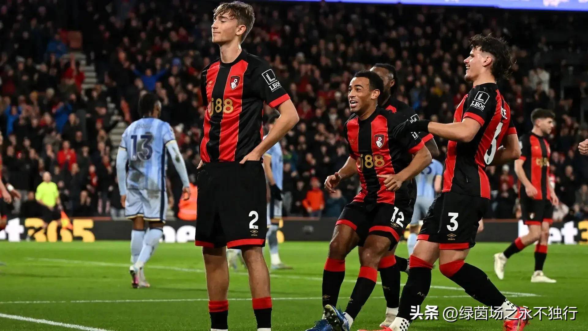 利物浦中场传球精准，助攻连连取胜