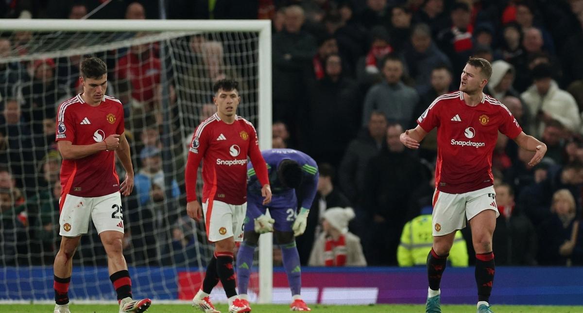 九游体育app-包含利物浦豪取三分，英超劲旅稳固地位的词条