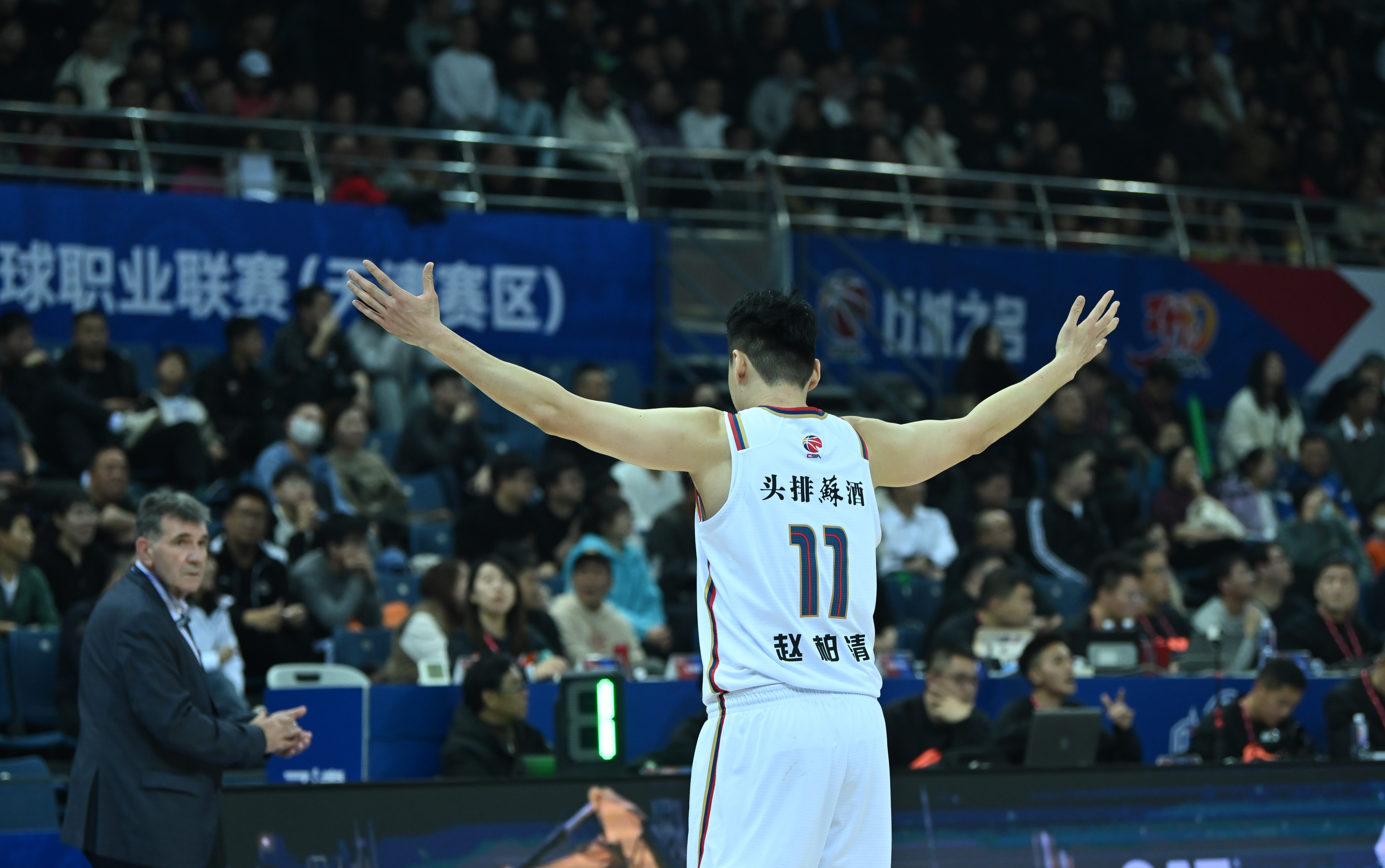 九游体育官网-南京男篮关键时刻爆发，逆转获胜