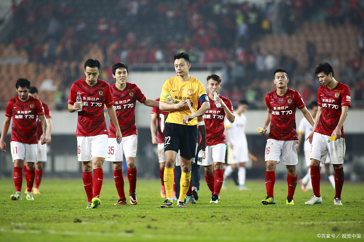 广州恒大客场逆转，成功晋级淘汰赛的简单介绍