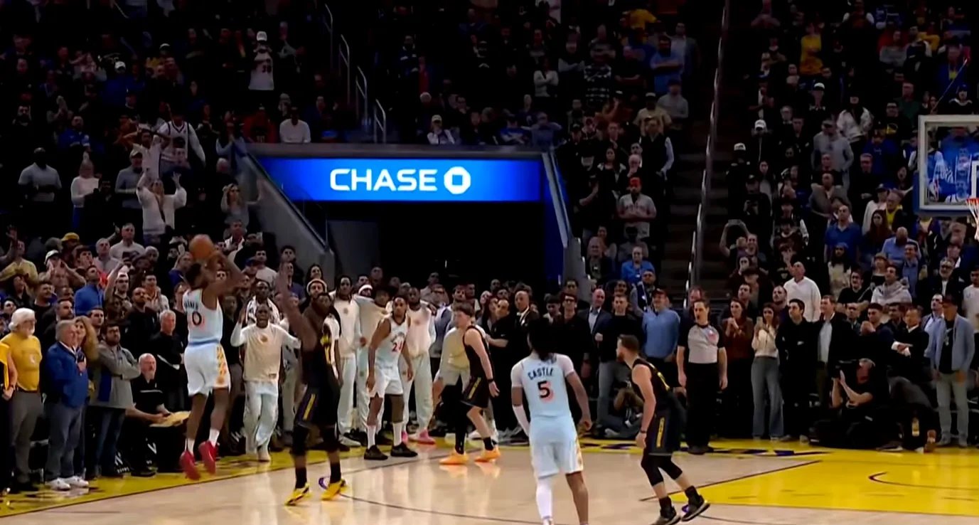 比赛中球队防守如铁桶一般坚固 比赛中球队防守如铁桶一般坚固