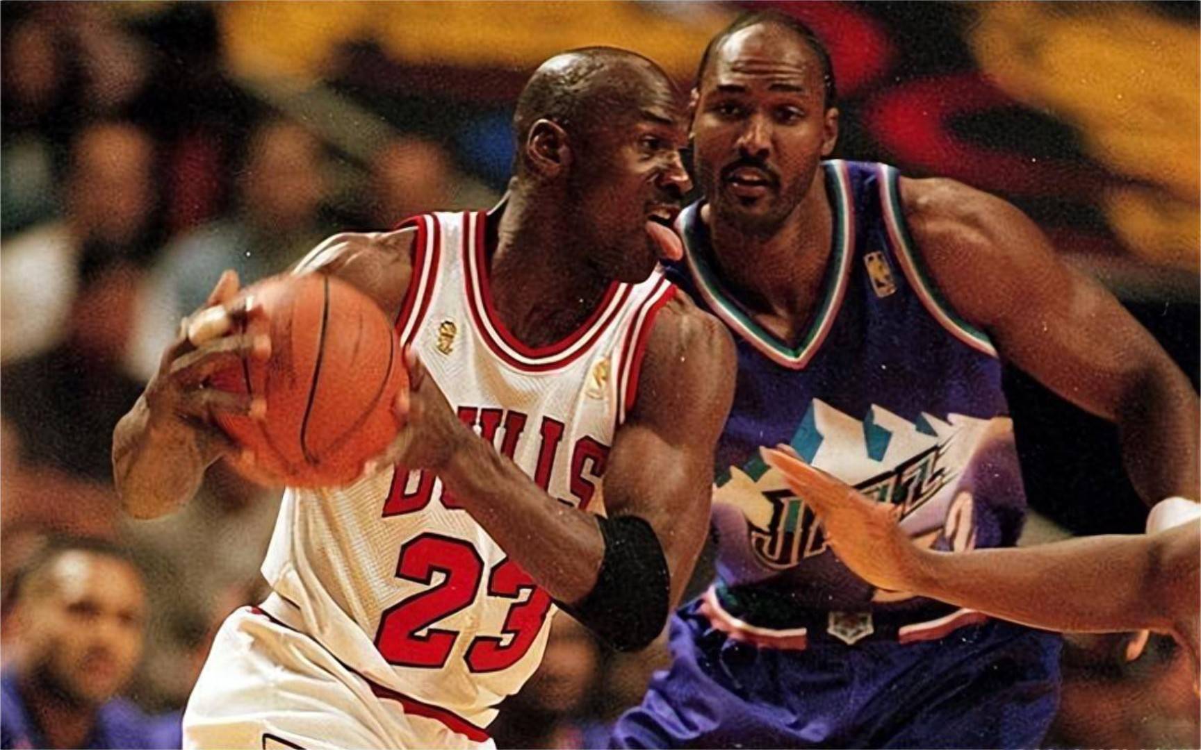 九游体育中国官网-包含欧洲篮球赛上演精彩对决，一支球队惊险获胜的词条