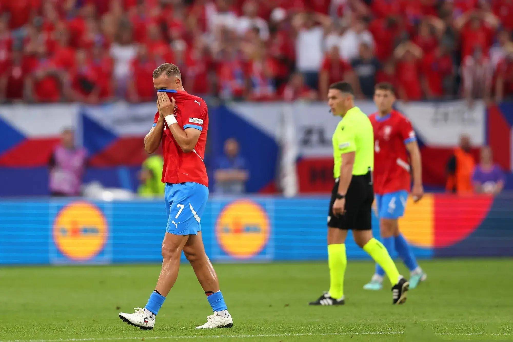 九游体育在线-关于荷兰队胜奥地利，出线形势看涨的信息