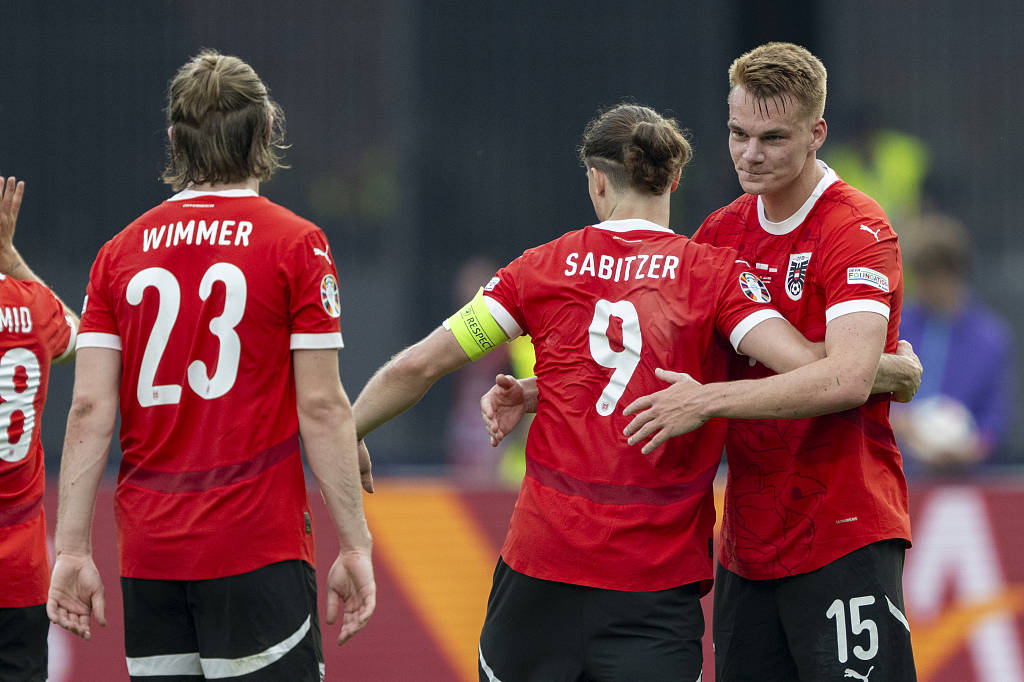 关于荷兰队胜奥地利,出线形势看涨的信息 关于荷兰队胜奥地利,出线形势看涨的信息