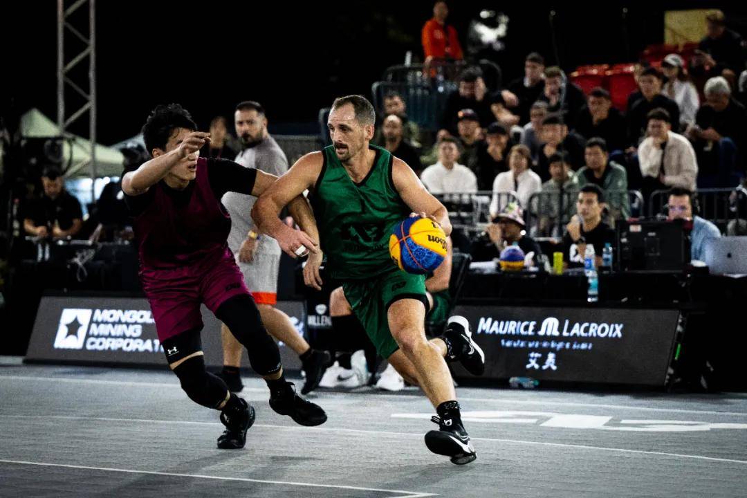 本赛季联赛的精彩对决不容错过! 本赛季联赛的精彩对决不容错过!