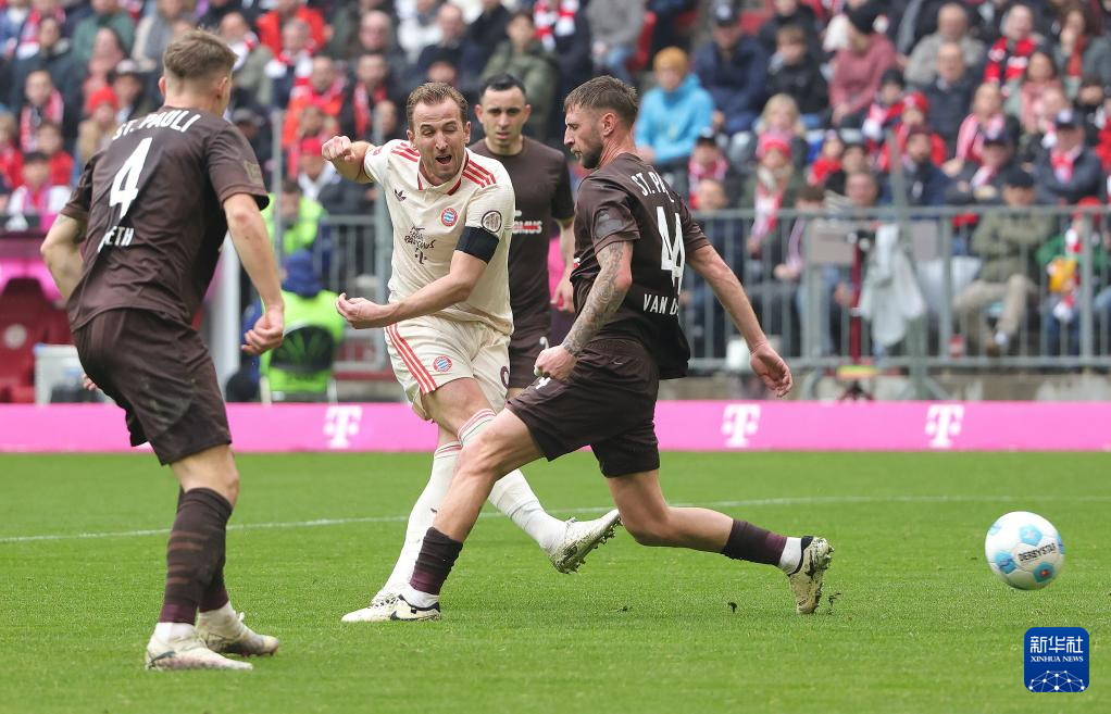 拜仁慕尼黑双杀对手，继续保持领先的简单介绍