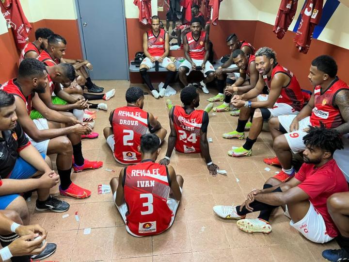 大洋洲篮球赛现场热闹,球迷加油助威 大洋洲篮球赛现场热闹,球迷加油助威