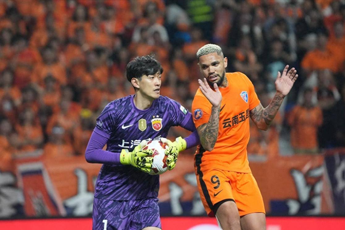 九游体育官方登录入口-云南队后卫受伤，球队争取通过补充优秀球员稳住局势