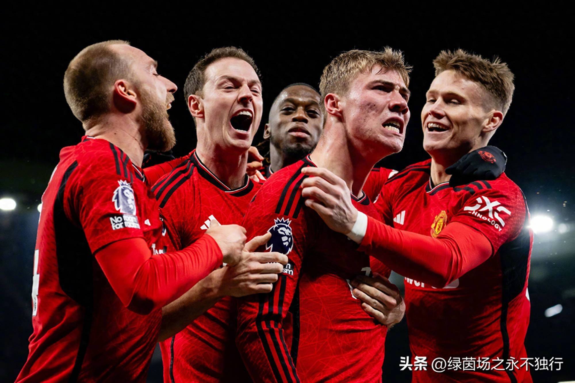 九游体育入口-关于曼联铁闸受伤下场，球队压力倍增的信息
